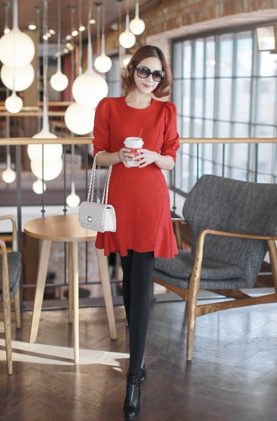 Legging kết hợp c&ugrave;ng v&aacute;y l&agrave; set quần &aacute;o m&ugrave;a đ&ocirc;ng 2014 tuyệt đẹp cho bạn g&aacute;i nữ t&iacute;nh
