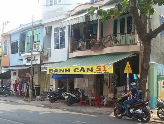 Qu&aacute;n b&aacute;nh căn Nha Trang bị tố &lsquo;chặt ch&eacute;m du kh&aacute;ch&rsquo;