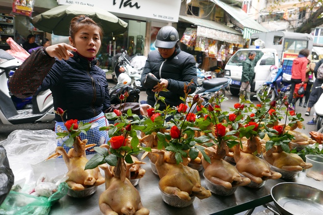 Trước ngày tiễn ông Táo về trời, các cửa hàng phục vụ nhiều đồ cúng lễ Trước ngày tiễn ông Táo về trời, các cửa hàng phục vụ nhiều đồ cúng lễTrước ngày tiễn ông Táo về trời, các cửa hàng phục vụ nhiều đồ cúng lễ