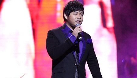 Quang L&ecirc; tạm rời showbiz Việt sau h&agrave;ng loạt scandal