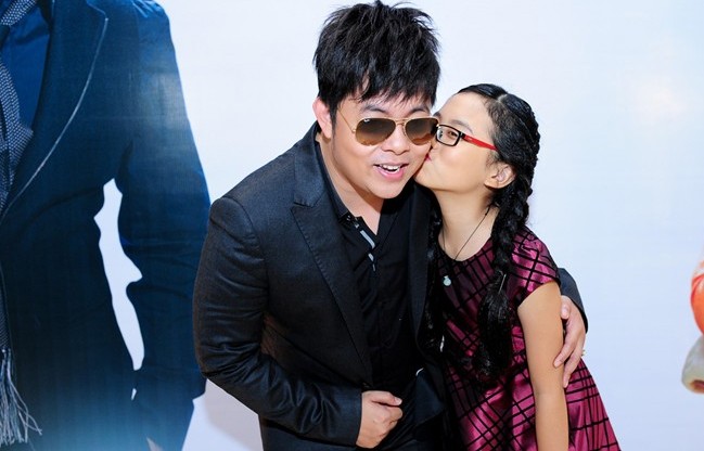 Quang L&ecirc; phản ứng gay gắt trước tin đồn cho rằng anh dạy Phương Mỹ Chi phải giả tạo tr&ecirc;n s&acirc;n khấu