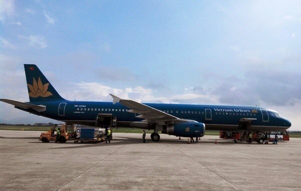 Đường bay v&agrave;ng, tư lệnh ng&agrave;nh Giao th&ocirc;ng, Cục H&agrave;ng kh&ocirc;ng Việt Nam, Vietnam Airlines