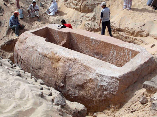pharaoh, Sobekhotep I, trị v&igrave; Ai Cập, ngai v&agrave;ng, quan t&agrave;i l&agrave;m bằng đ&aacute;