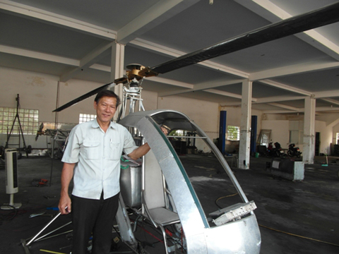 kỹ sư việt, kỹ sư n&ocirc;ng d&acirc;n, chế tạo trực thăng, si&ecirc;u phẩm trực thăng, &ocirc;ng B&ugrave;i Hiển