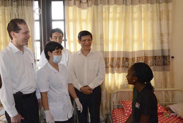 dịch ebola, v&ugrave;ng dịch, Gi&aacute;o sư Nguyễn Thanh Long, Y tế Thế giới