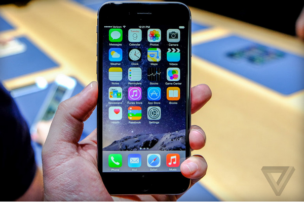 Kỷ lục mới về số m&aacute;y iPhone 6 b&aacute;n ra