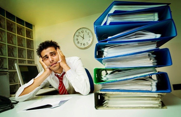 L&agrave;m nhiều việc c&ugrave;ng l&uacute;c sẽ l&agrave;m giảm năng suất c&ocirc;ng việc