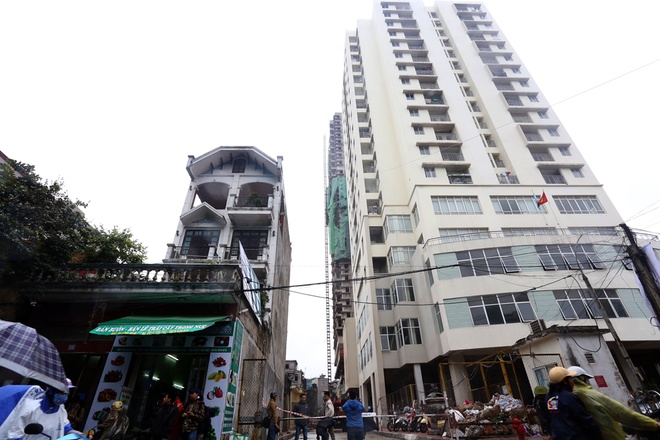 Công trình xảy ra tai nạn là tổ hợp trung tâm 13Win19 tải ứng dụng văn phòng và nhà ở do Công ty Cổ phần Lilama Hà Nội làm chủ đầu tư, với tổng số vốn hơn 450 tỷ đồng. Dự án được khởi công vào tháng 2/2009, gồm 2 tòa tháp 23 tầng, 30 tầng và 17 nhà vườn liền kề 3 tầng.