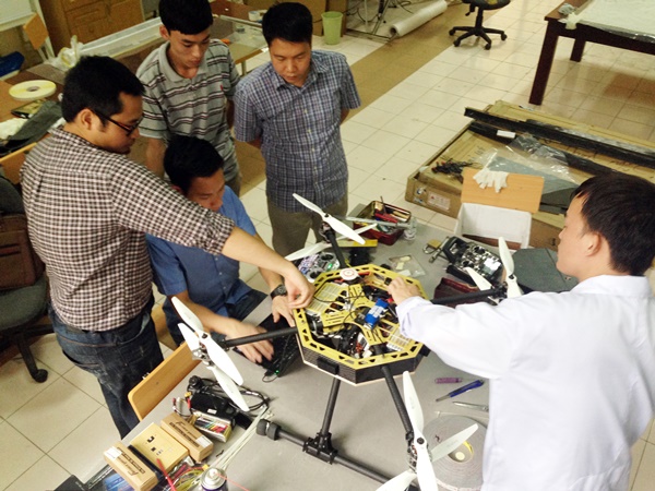 C&aacute;c nh&agrave; khoa học kh&ocirc;ng chuy&ecirc;n sẽ được hỗ trợ giới thiệu, tư vấn để chuyển giao c&aacute;c s&aacute;ng chế của m&igrave;nh trong chợ c&ocirc;ng nghệ v&agrave; thiết bị quốc tế (Techmart 2015)