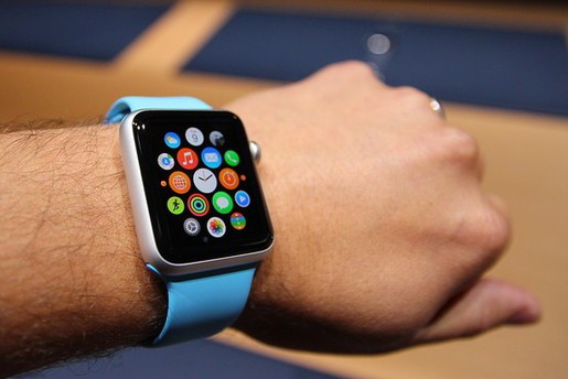 Kh&ocirc;ng ngạc nhi&ecirc;n khi Apple Watch đứng trong top những sản phẩm c&ocirc;ng nghệ được y&ecirc;u th&iacute;ch nhất 2014