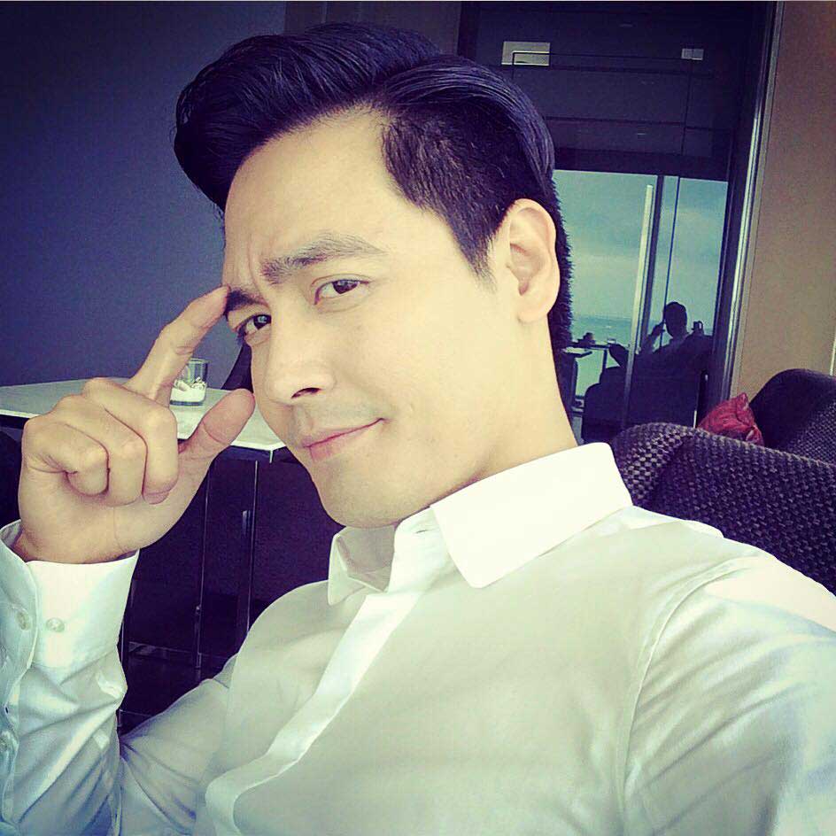 MC Phan Anh cũng lọt v&agrave;o 'top' Sao Việt từng 'bẽ mặt' v&igrave; tr&igrave;nh độ ngoại ngữ thấp k&eacute;m khi đứng tr&ecirc;n s&acirc;n khấu