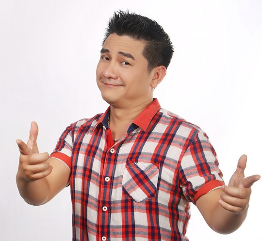 Nhờ có sự động viên của bạn bè, người thân và khán giả hâm mộ, Anh Vũ lại có thể nở nụ cười lạc quan Nhờ có sự động viên của bạn bè, người thân và khán giả hâm mộ, Anh Vũ lại có thể nở nụ cười lạc quan