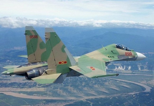 Trang tin Trung Quốc đưa tin, Việt Nam sẽ tiếp nhận th&ecirc;m 10 m&aacute;y bay chiến đấu Su-30MK2 sau t&agrave;u ngầm Kilo