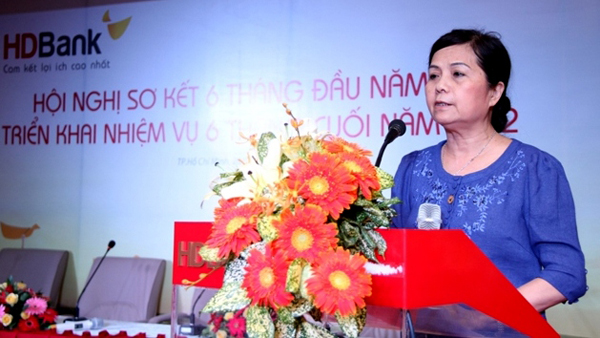 B&agrave; L&ecirc; Thị Băng T&acirc;m &ndash; chủ tịch HĐQT ng&acirc;n h&agrave;ng HDBank