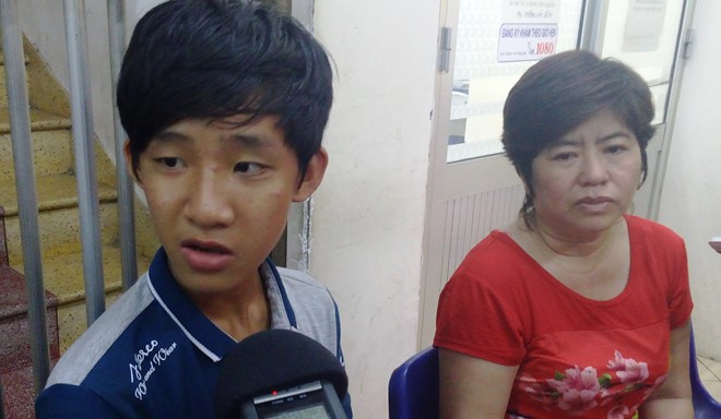Cha bị s&eacute;t đ&aacute;nh ch&aacute;y x&eacute;m người ngay s&aacute;t cạnh con trai