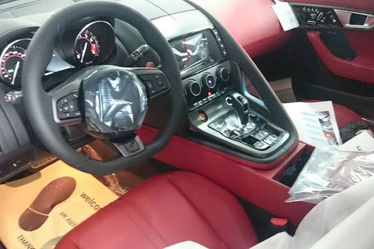 Vẻ đẹp kh&ocirc;ng thể &lsquo;cưỡng&rsquo; lại của Jaguar F-Type S 2016 tại Việt Nam