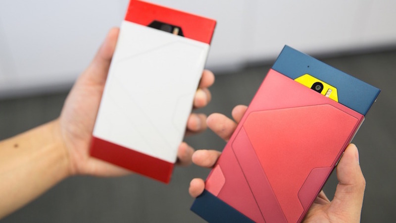 Đ&acirc;y l&agrave; d&ograve;ng smartphone đầu ti&ecirc;n được l&agrave;m từ kim loại lỏng (Liquidmenta)