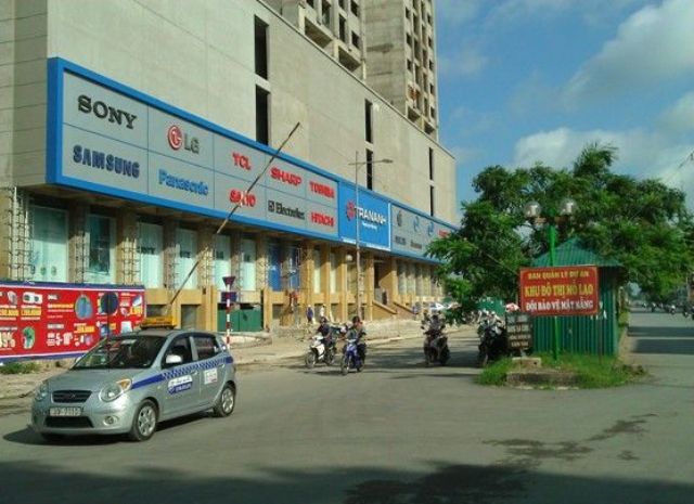 Trần Anh b&aacute;n h&agrave;ng đểu cho kh&aacute;ch h&agrave;ng