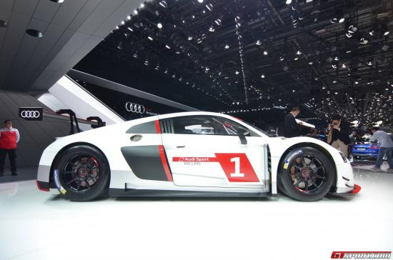 Mẫu xe đua R8 LMS 2016 cũng góp mặt tại triển lãm Geneva Motor Show năm nay Mẫu xe đua R8 LMS 2016 cũng góp mặt tại triển lãm Geneva Motor Show năm nay