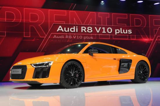 Phiên bản V10 Plus của siêu xe Audi mới vẫn sử dụng động cơ V10 5,2 lít như bản tiêu chuẩn R8 Phiên bản V10 Plus của siêu xe Audi mới vẫn sử dụng động cơ V10 5,2 lít như bản tiêu chuẩn R8