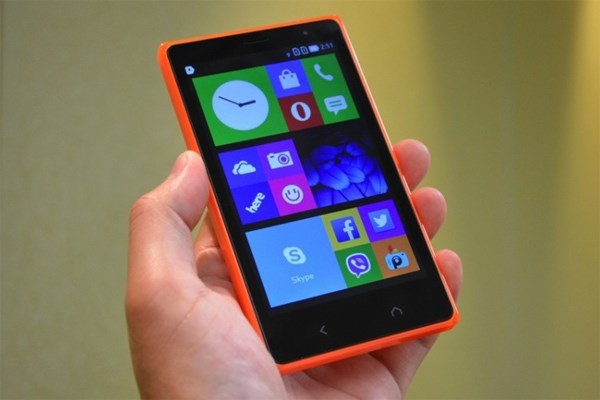 Smarrtphone gi&aacute; rẻ Nokia X2 gọn nhẹ, trẻ trung ấn tượng