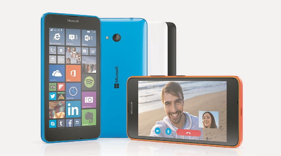 Lumia 640 với m&agrave;n h&igrave;nh lớn 5 inch độ ph&acirc;n giải HD