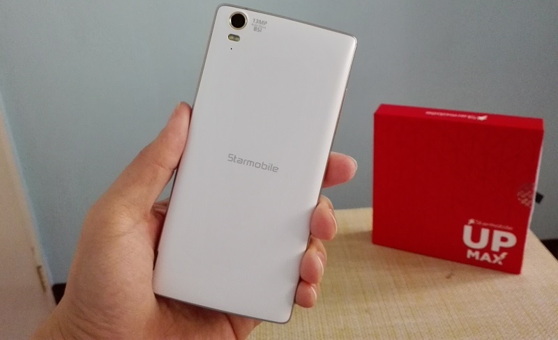 Starmobile UP Max l&agrave; smartphone gi&aacute; rẻ. Ảnh: Filipinotechaddict