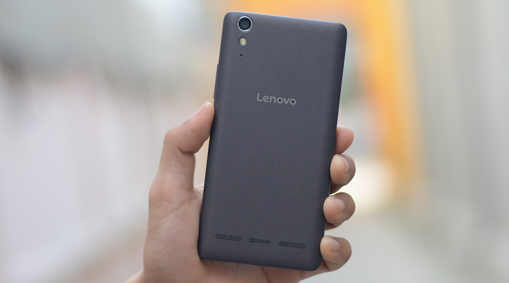 Lenovo A6010 cũng c&oacute; camera sau 13MP, camera trước 5MP