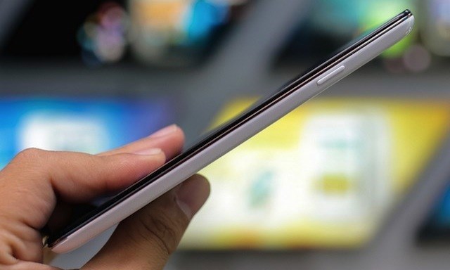 Q-Smart Dream W473  l&agrave; smartphone gi&aacute; rẻ với thiết kế mỏng chỉ 7,2mm