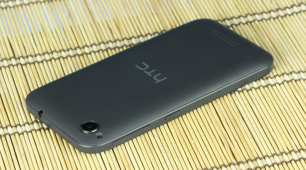 HTC Desire 320 l&agrave; smartphone gi&aacute; rẻ ấn tượng về cấu h&igrave;nh