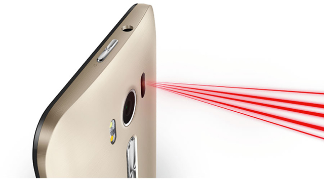 ZenFone 2 Laser sử dụng m&agrave;n h&igrave;nh k&iacute;ch thước 5 inch c&ocirc;ng nghệ IPS
