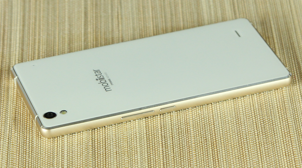Mobiistar Prime Xense là smartphone giá rẻ nhưng lại mang vẻ đẹp bóng bẩy và sang trọng Mobiistar Prime Xense là smartphone giá rẻ nhưng lại mang vẻ đẹp bóng bẩy và sang trọng