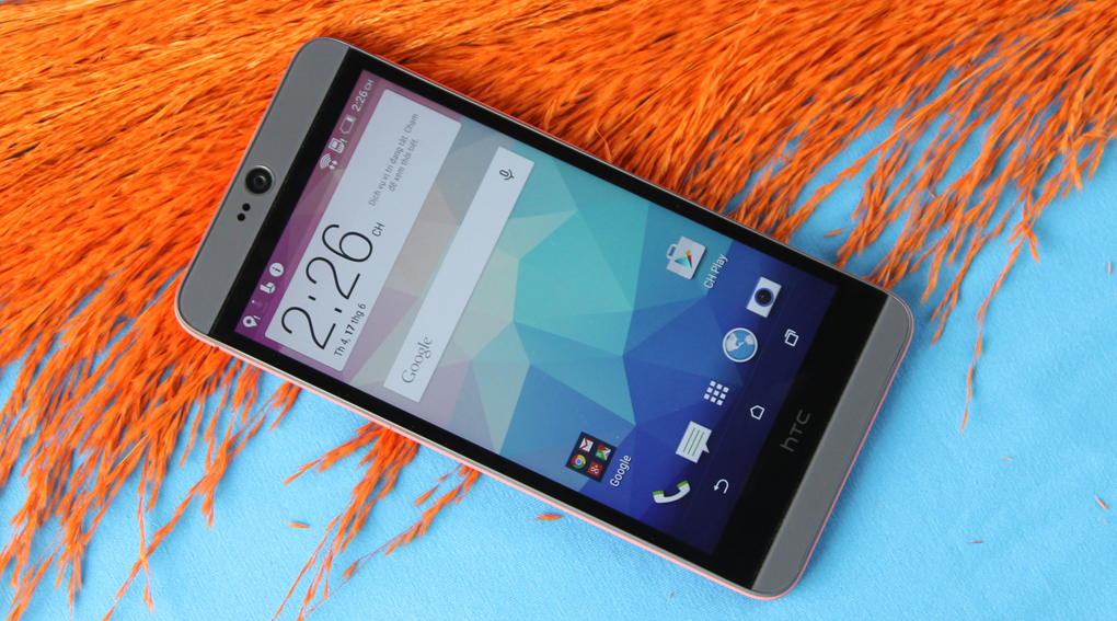 HTC Desire 826 l&agrave; smartphone hot nhất tầm trung d&ograve;ng cao cấp của HTC 