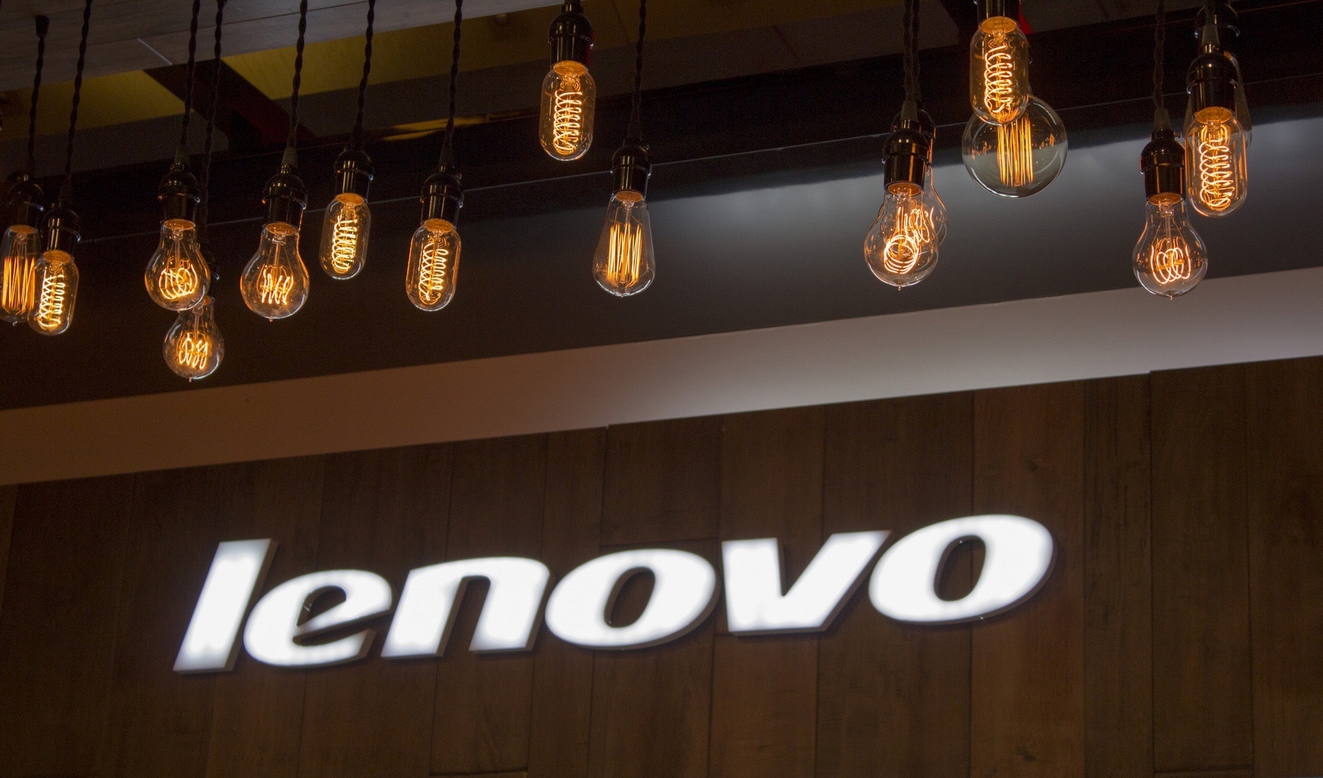 Lenovo đang cập nhật hệ điều h&agrave;nh mới nhất của Android v&agrave;o chuỗi smartphone hot nhất của m&igrave;nh