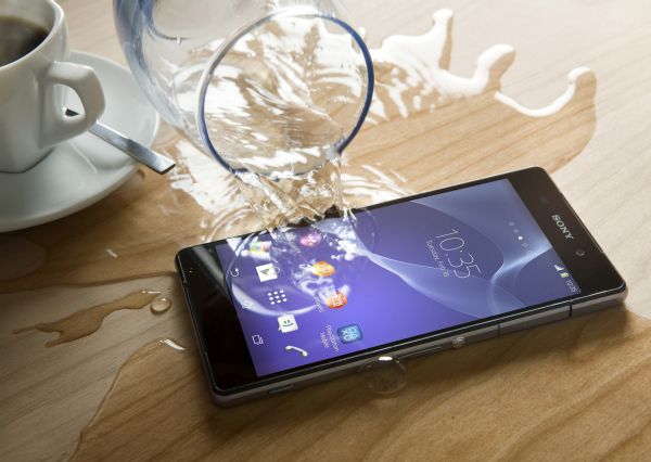 Xperia Z2 l&agrave; mẫu smartphone gi&aacute; rẻ v&agrave; chống nước tốt tr&ecirc;n thị trường