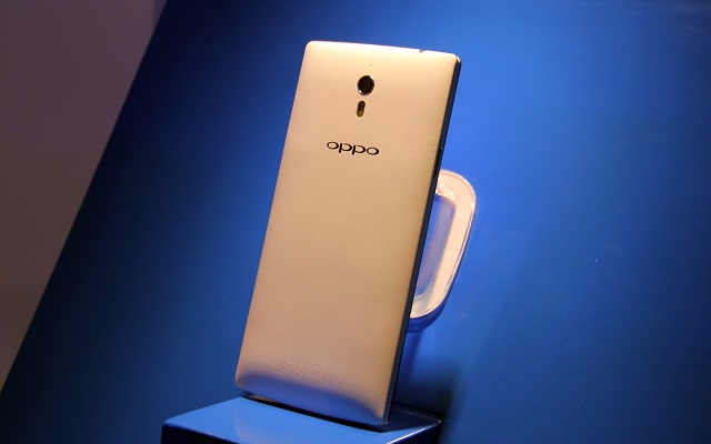 OPPO Find 7a- một trong những smartphone hot nhất hiện nay thu h&uacute;t nhiều người d&ugrave;ng Việt 