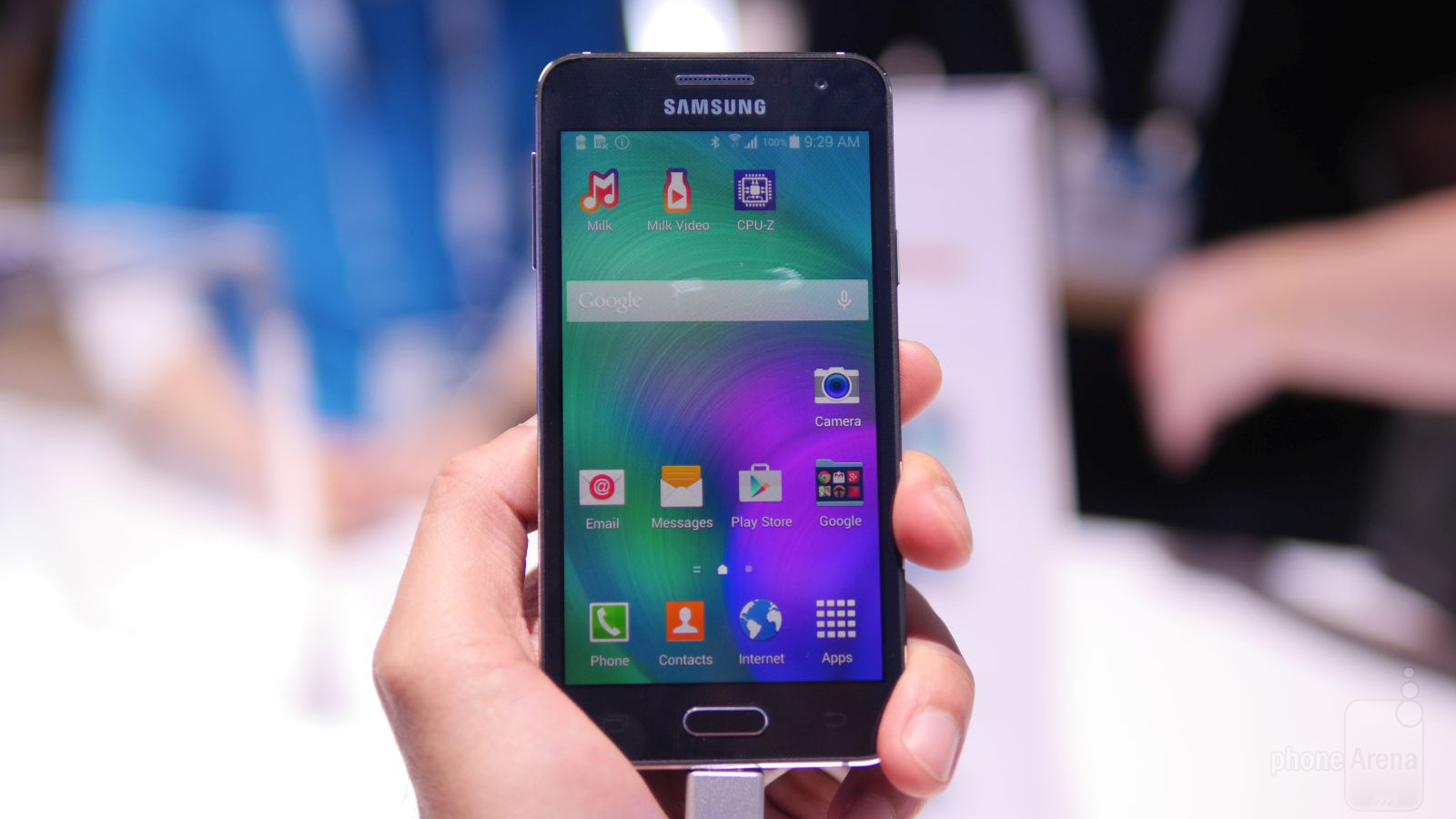 Galaxy A3 thuộc d&ograve;ng smartphone hot nhất của Samsung 