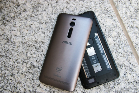 ZenFone 2 bản RAM 4GB được trang bị cấu h&igrave;nh phần cứng tốt 