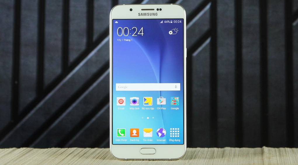 Galaxy A8 l&agrave; smartphone hot nhất hiện nay của samsung nổi bật với độ mỏng 5,9mm 