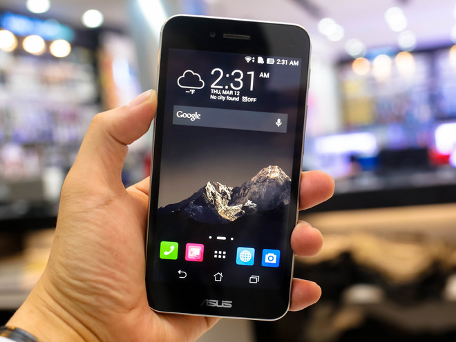 Asus rất nổi tiếng với d&ograve;ng smartphone gi&aacute; rẻ ZenFone, hứa hẹn tiếp tục g&acirc;y b&atilde;o với PadFone S
