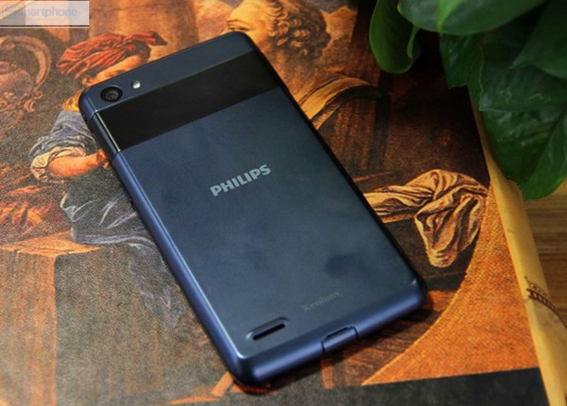 Qu&aacute;n qu&acirc;n smartphone gi&aacute; rẻ pin tr&acirc;u chắc chắn thuộc về Philips W6610