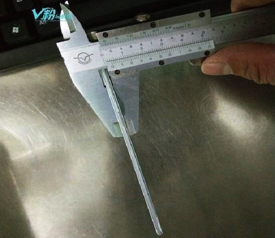 Tuy chưa ra mắt nhưng h&igrave;nh ảnh r&ograve; rỉ đ&atilde; x&aacute;c nhận th&ocirc;ng tin về chiếc smartphone mỏng nhất thế giới Vivo X5 Max n&agrave;y