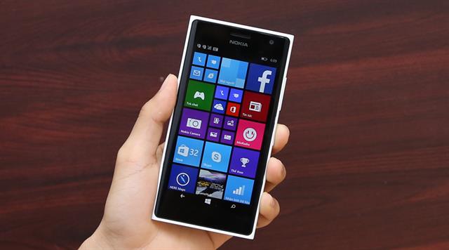 Lumia 730 DUAL được thiết kế ri&ecirc;ng cho chụp ảnh v&agrave; cuộc gọi Skype
