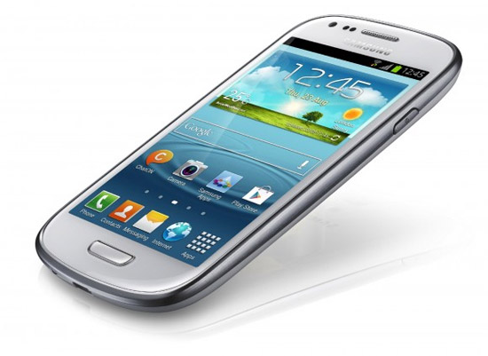 Galaxy S III Mini được trang bị cpu l&otilde;i k&eacute;p v&agrave; sở hữu gần như to&agrave;n bộ những t&iacute;nh năng đ&aacute;ng gi&aacute; của những si&ecirc;u phẩm