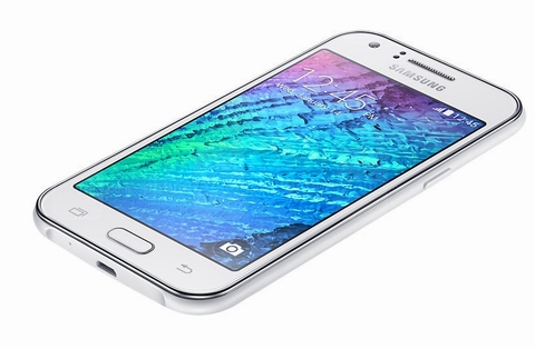 Smartphone gi&aacute; rẻ Samsung Galaxy J1 đ&atilde; bắt đầu b&aacute;n ra thị trường Việt Nam từ tuần n&agrave;y