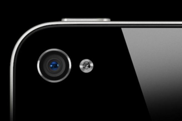 N&ecirc;n chọn smartphone gi&aacute; rẻ hỗ trợ camera 5.0 trở l&ecirc;n