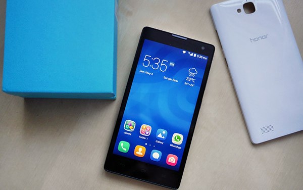 Huawei Honor 3C l&agrave; người kế nhiệm cho sự th&agrave;nh c&ocirc;ng trước đ&oacute; của mẫu smartphone gi&aacute; rẻ Huawei Honor 6 v&agrave; Ascend Mate 7