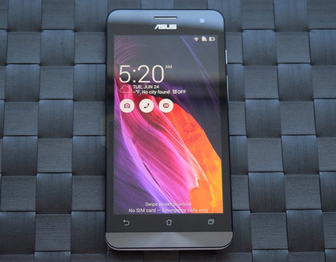 Zenfone 5 l&agrave; một trong những smartphone gi&aacute; rẻ hot nhất tại Việt Nam củ Asus