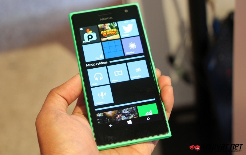 Nokia Lumia 730 l&agrave; smartphone gi&aacute; rẻ c&oacute; g&oacute;c chụp rộng