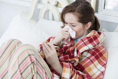 Sơ cứu hạ th&acirc;n nhiệt đột ngột nhanh ch&oacute;ng